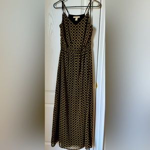 3/$40 - Banana Republic Maxi Dress Navy with Gold Ring Pattern